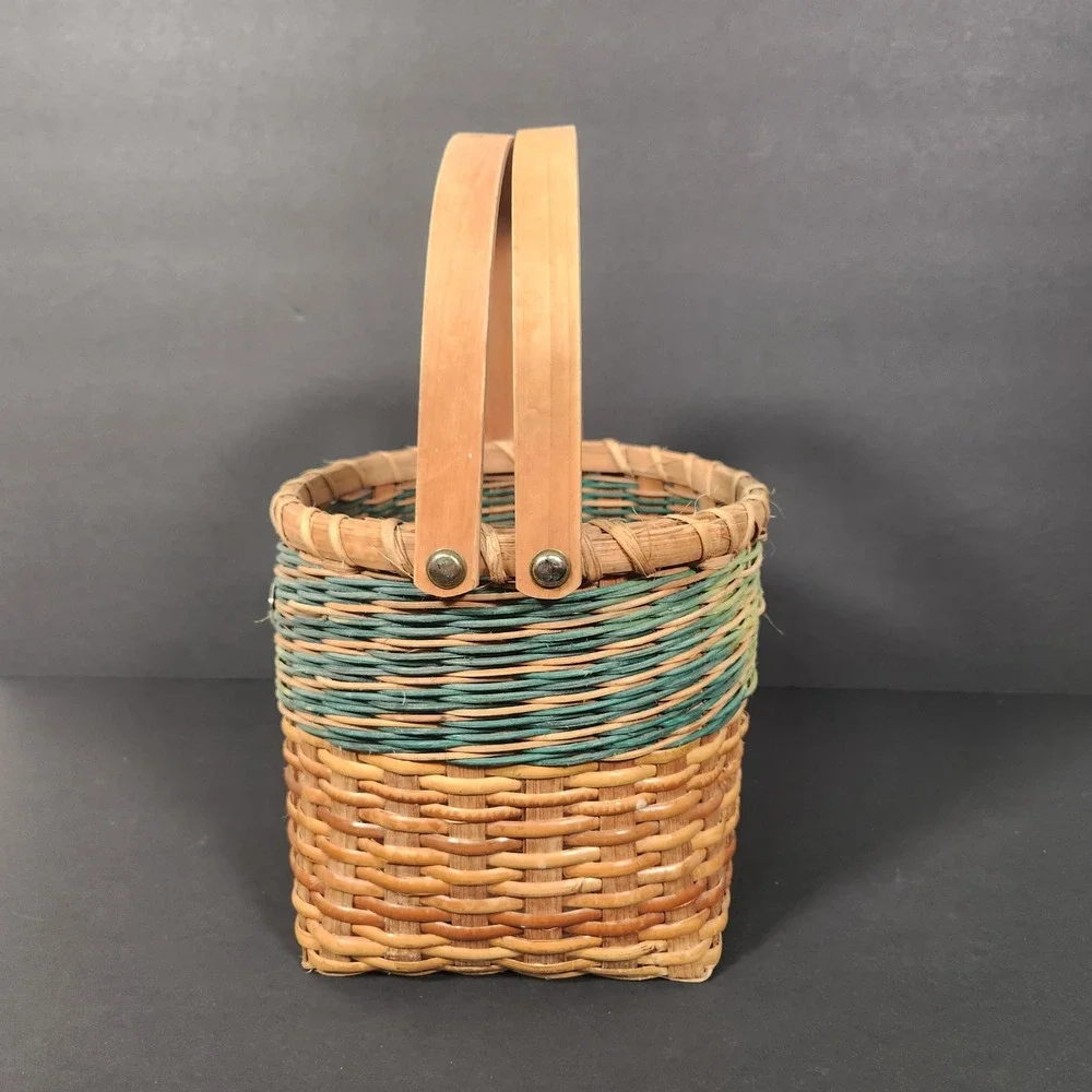 BATH & BODY WORKS Vtg Woven Basket Green Tan Decor Cottage Cottagecore Farmhouse